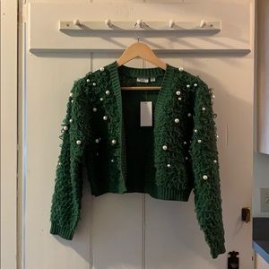 Emerald green cropped sweater with pearl accents